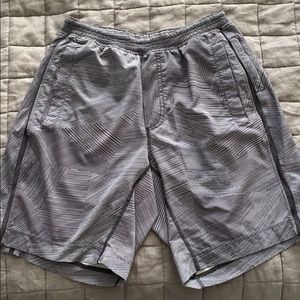 Lululemon Pace Breaker Short 9” *Liner